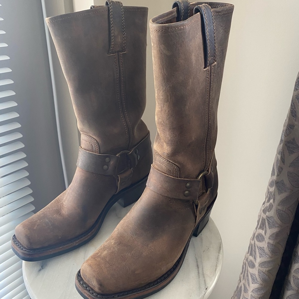 Frye Harness Boots in size 7